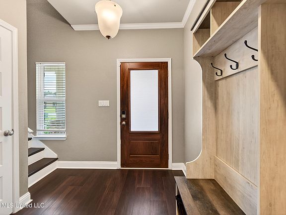 3rd image of 10557 Sweet Bay Dr