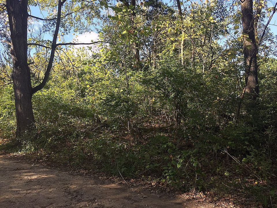 2nd image of 7086 7090 Ridge Dr