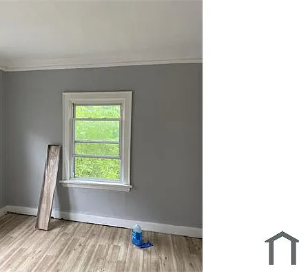 14911 Kinsman Rd — Photo 2