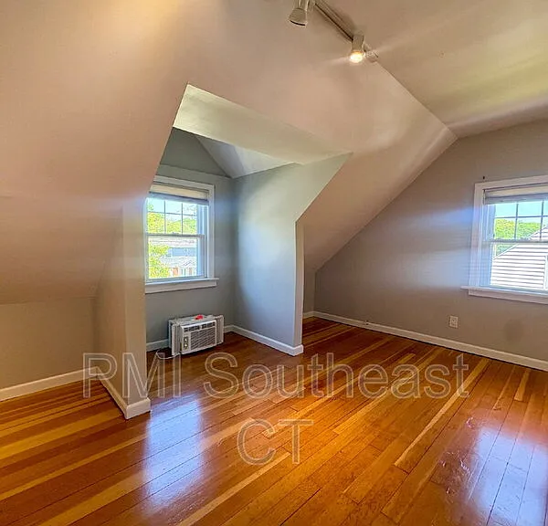 33 Country Club Rd — Photo 20