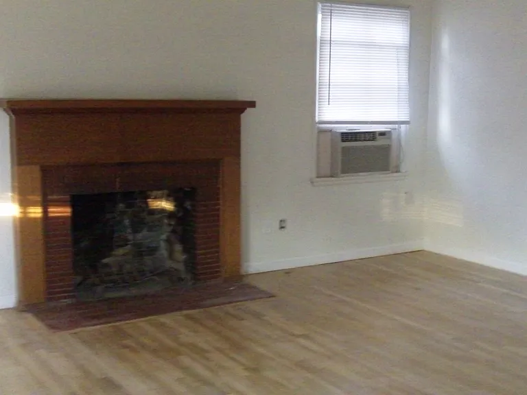 2665 Acacia Ave — Photo 2