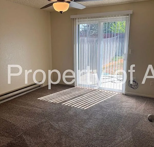 10490 W Seneca — Photo 11