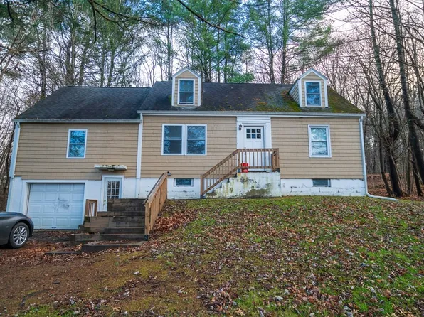 80 West St, Amherst, MA 01002