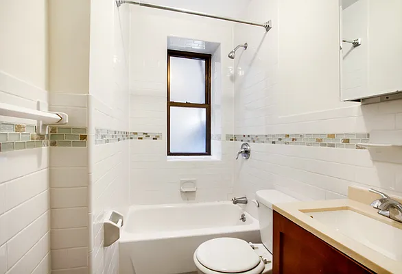 Rented by Compass | media 35