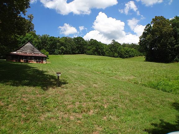 5th image of 33 Porter Creek Dr