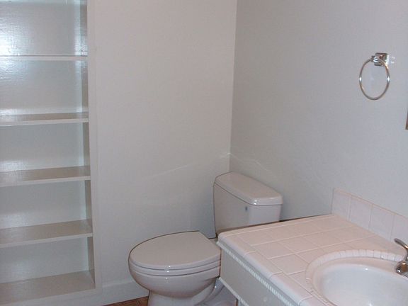 4th image of 2551 Park Wilshire Dr