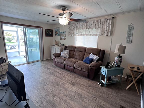 5th image of 5410 Marshfield Dr