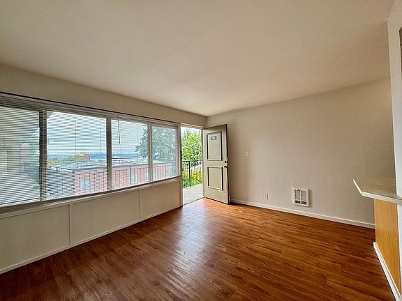 2nd image of 225 W Olympic Pl APT 305