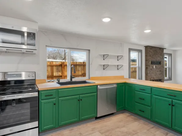 1425 9th Ave S, Great Falls, MT 59405