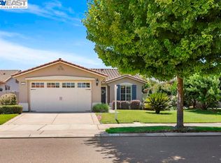 2339 Shadow Berry Dr, Manteca, CA 95336