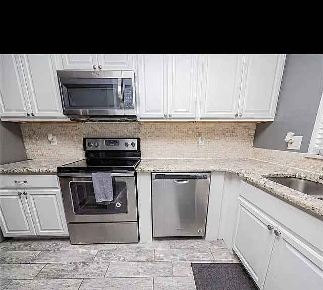 1320 E Edgewood Dr #O-6 — Photo 10