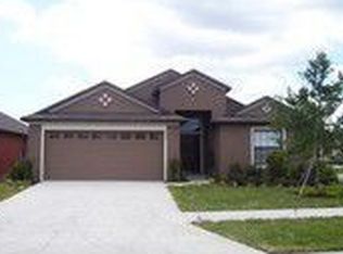 2323 Bracknell Forest Trl, Tavares, FL 32778