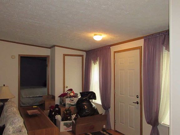 4th image of 10289 Baker Dr