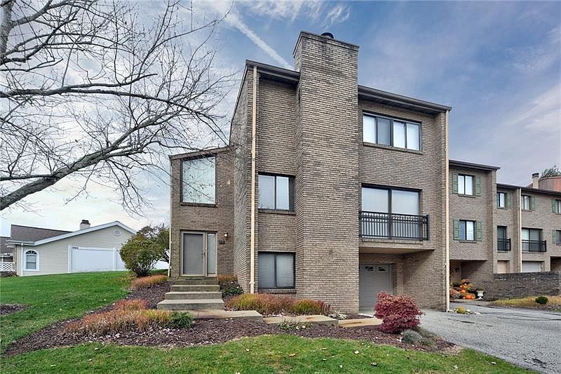 1st image of 101 Williamsburg Ln