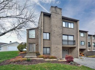 101 Williamsburg Ln, Export, PA 15632