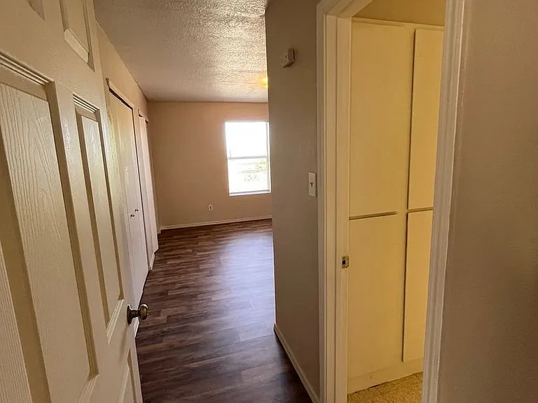Echols 1500 - Sedona Apartments — Photo 27