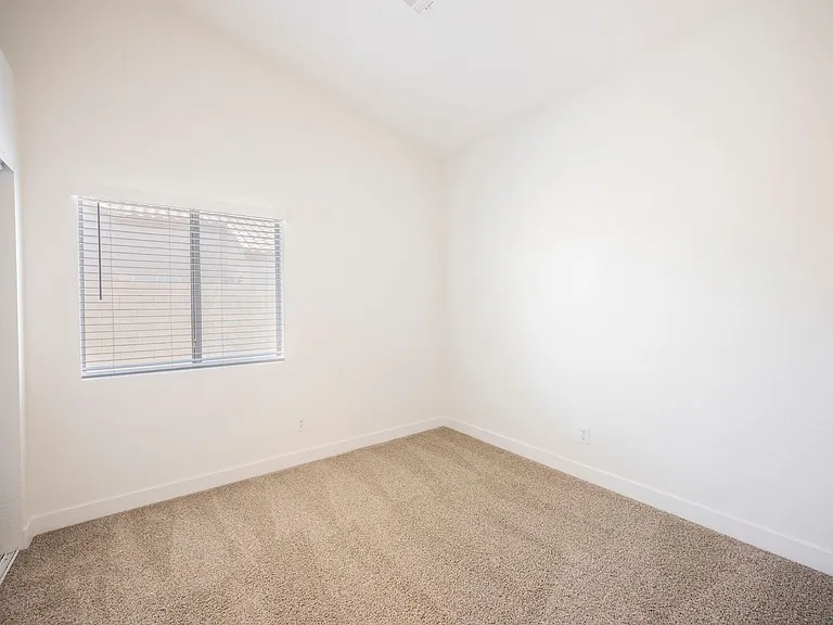 802 Airy Hill St — Photo 34