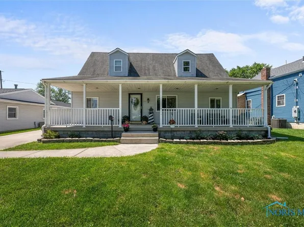 407 Venice Dr, Northwood, OH 43619