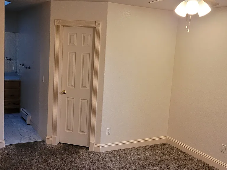 145 Caywood Cir #1 — Photo 6
