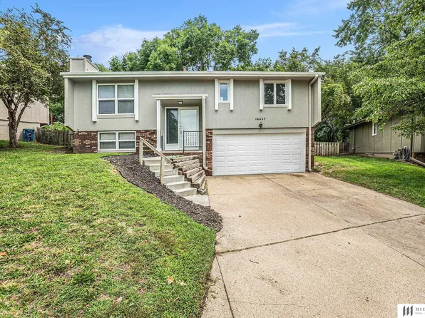 14427 Weir Cir, Omaha, NE 68137