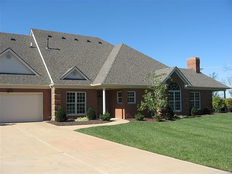 1st image of 113 Sugartree Ln