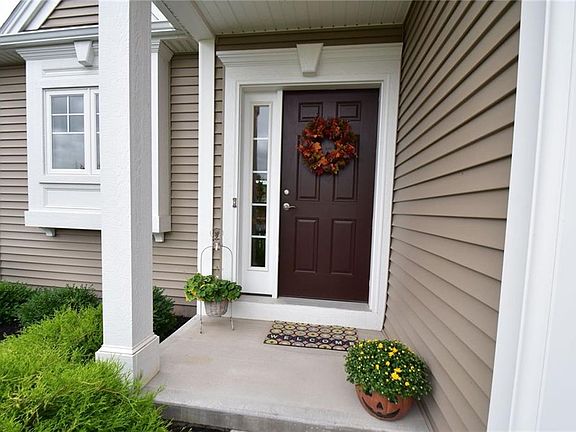 4th image of 107 Arboreta Ave
