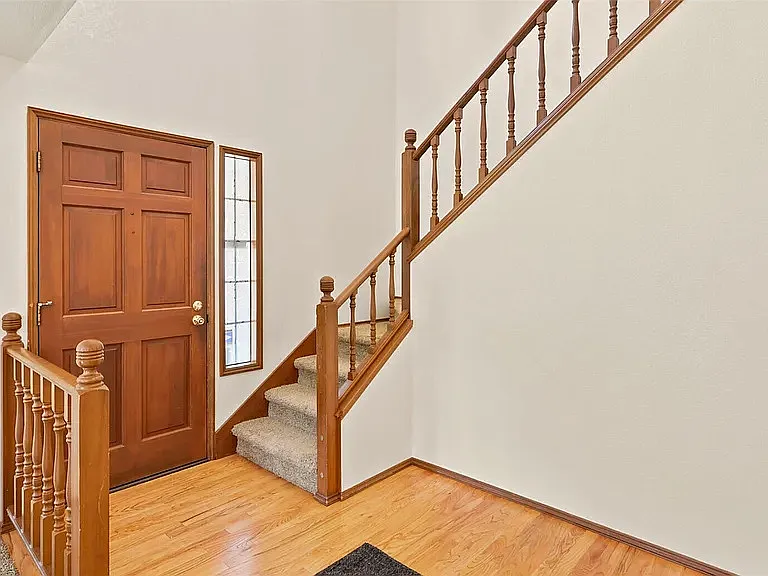 29616 57th Place South - 1 — Photo 3