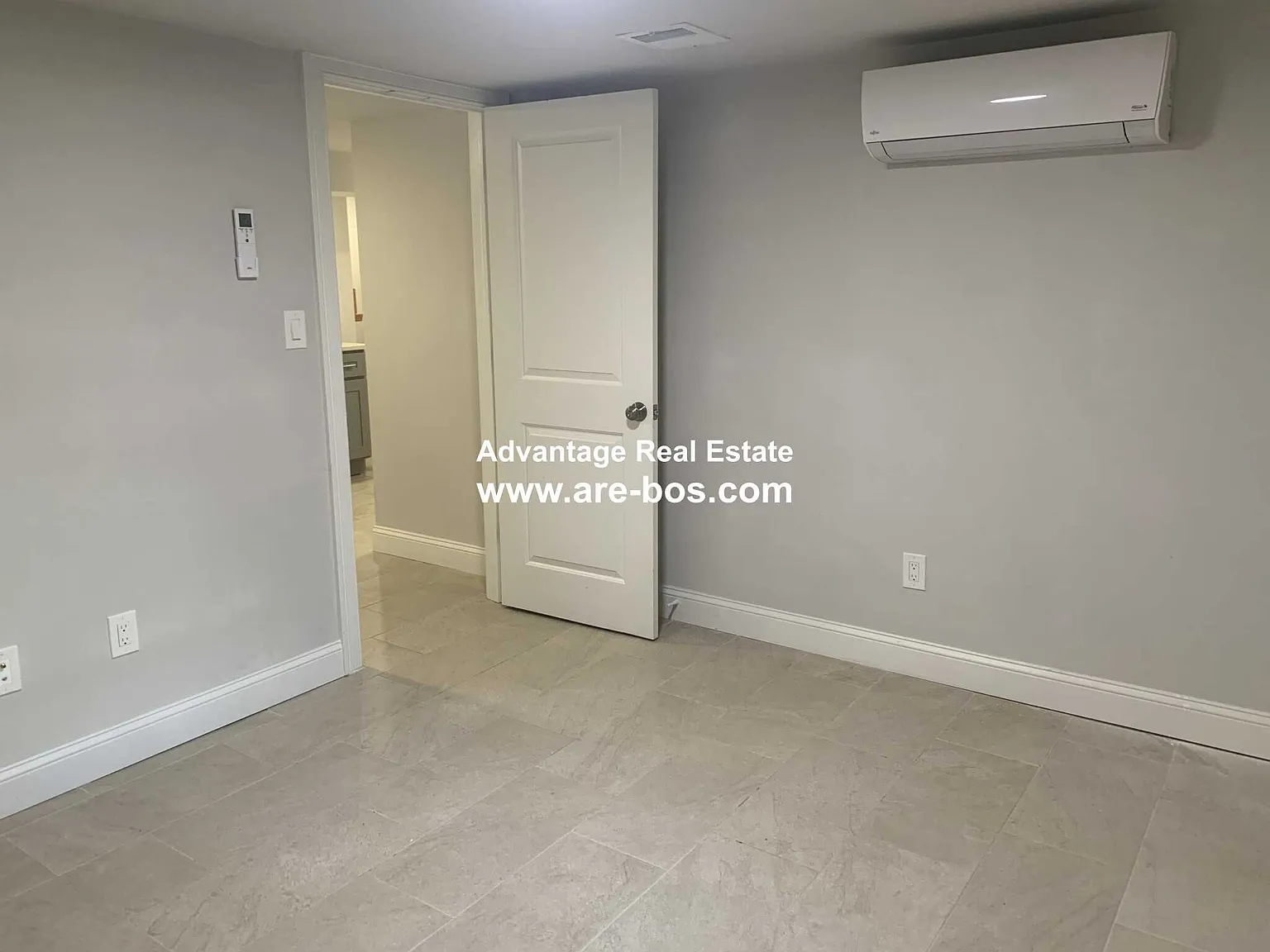 3 bed, $4,300 — Photo 3