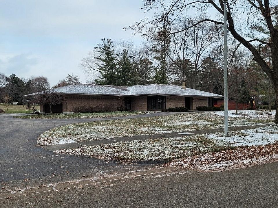 3302 Valley Dr, Midland, MI 48640 Zillow