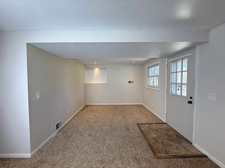 18056 S Shore Ln W — Photo 12