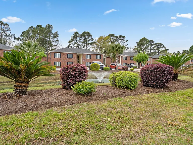 3687 Claypond Rd #D — Photo 52