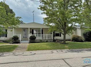 416 Wilson St, Genoa, OH 43430