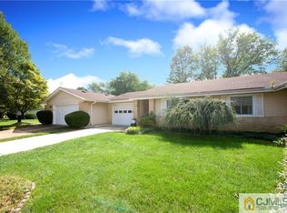 0-301B Yardley Dr, Monroe Township, NJ 08831