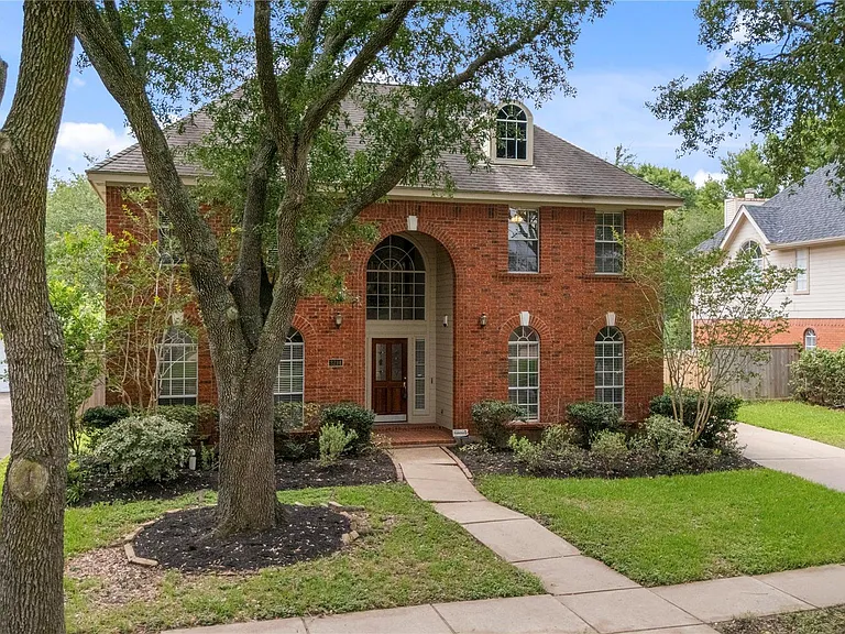 3214 Richland Dr — Photo 2