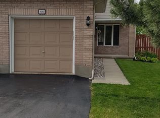 800 Nesting Way, Ottawa, ON K4A3X2