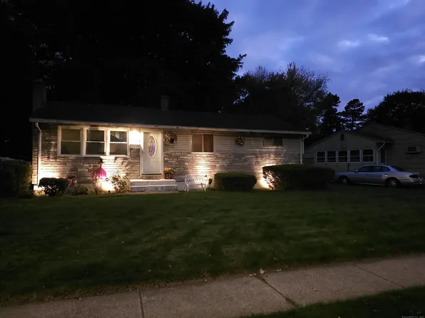 25 Roosevelt Boulevard, Enfield, CT 06082