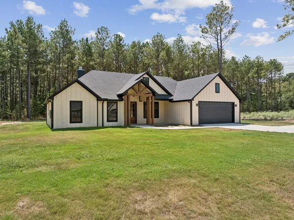 230 Stonebrook Ct, Gilmer, TX 75645