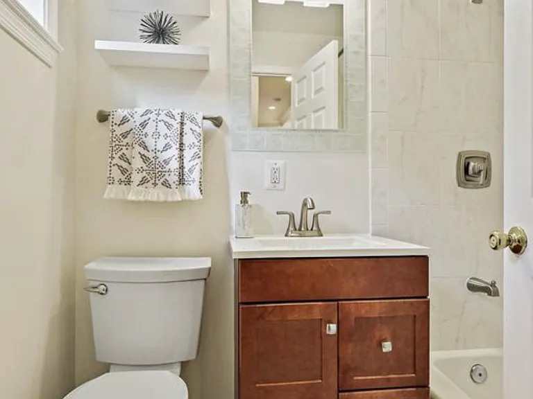 3518 Martha Custis Dr — Photo 18