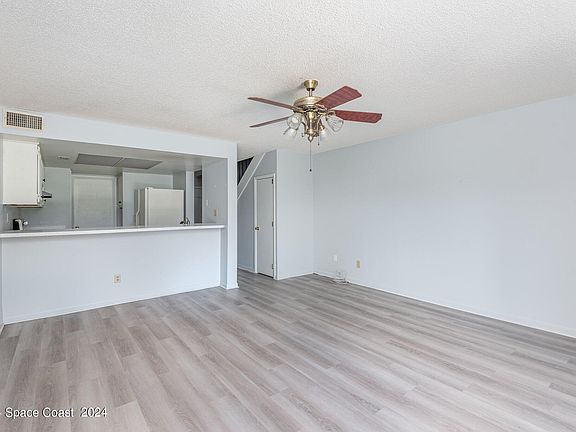 3rd image of 2968 Finsterwald Dr