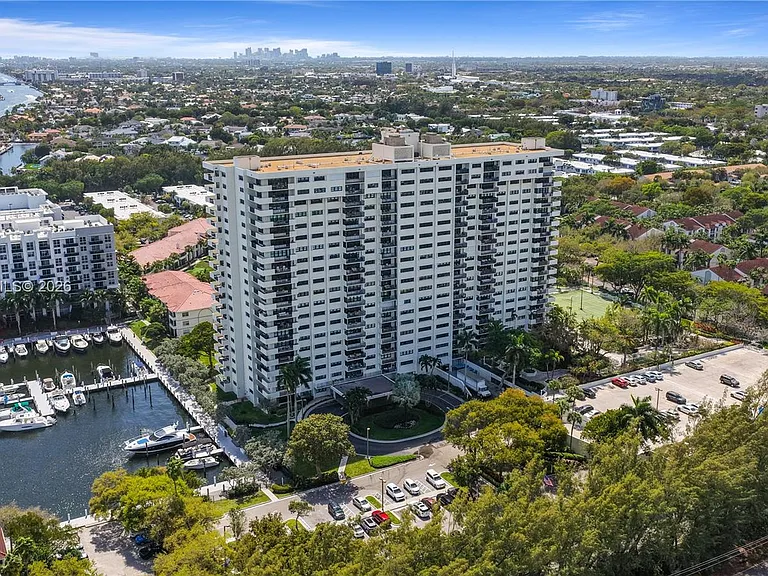 3200 N Port Royale Dr N #210 — Photo 45