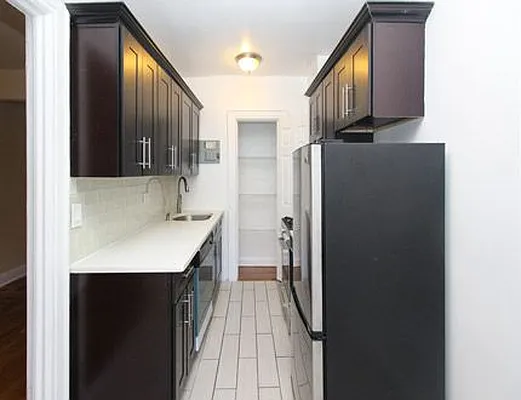 Rented by Highline Residential | media 2