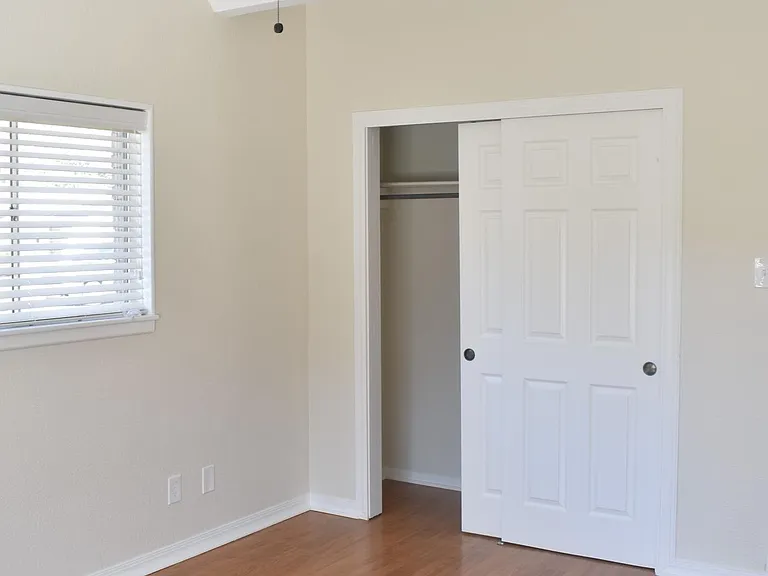 856 Chevy Chase Dr #856 — Photo 6