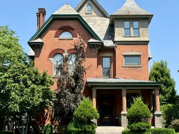 130 Buttles Ave, Columbus, OH 43215