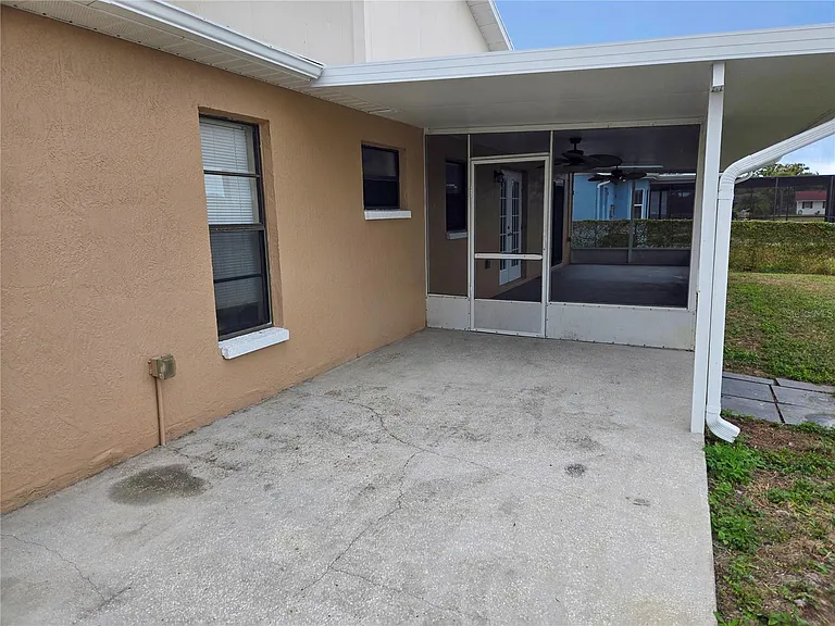 7651 Vienna Ln — Photo 21