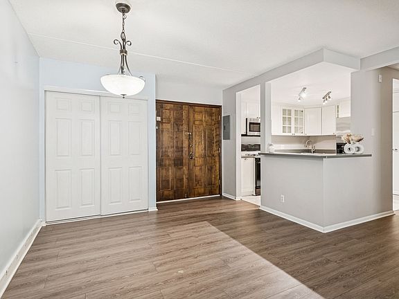2nd image of 6650 Vernon Ave #111