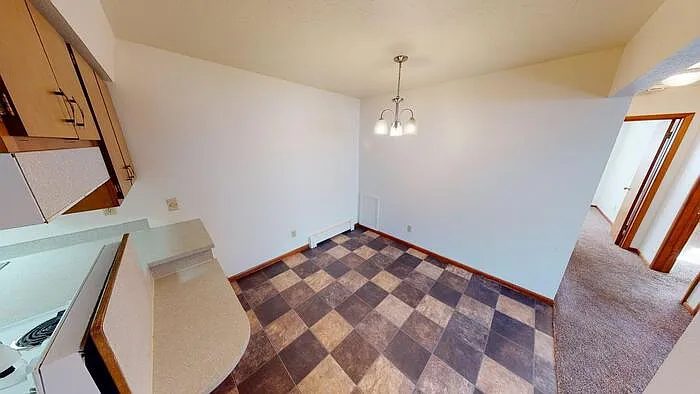 305 Ryan Dr #8 — Photo 7
