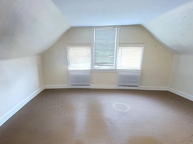 2545 Vestry Ave — Photo 12
