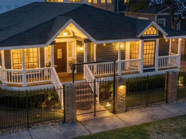 216 W 9th St, Houston, TX 77007