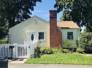 19 Landers St, South Hadley, MA 01075