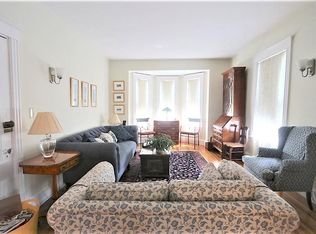 33 Alveston St APT 2, Jamaica Plain, MA 02130